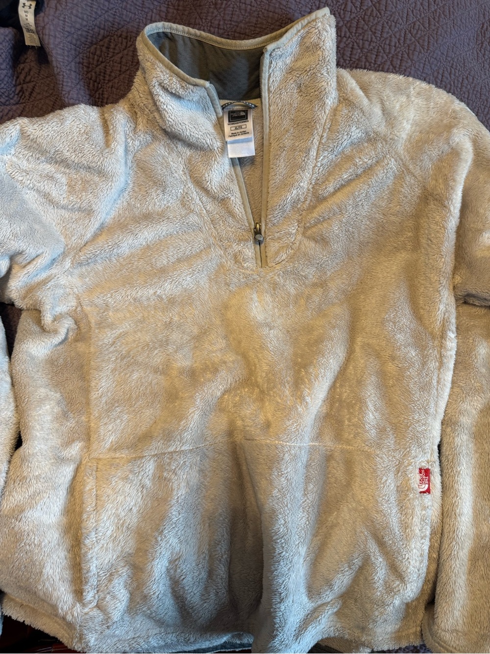 The North Face Women's Fleece Jacket in Light Beige and Gray